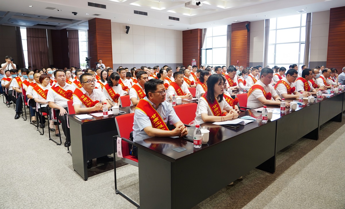 1624932717801053346.jpg 表彰4.jpg